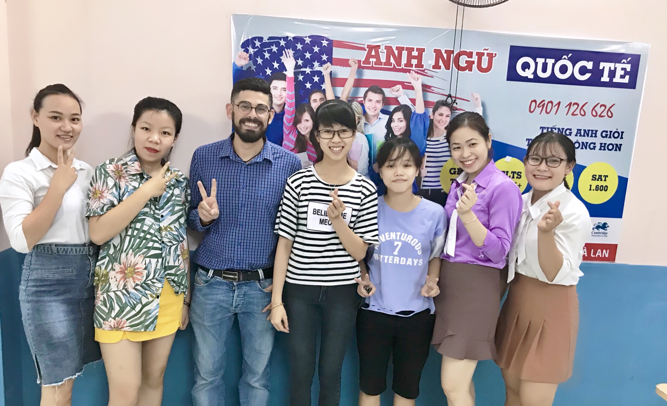 Lớp học GIAO TIẾP về chủ đề nghề nghiệp