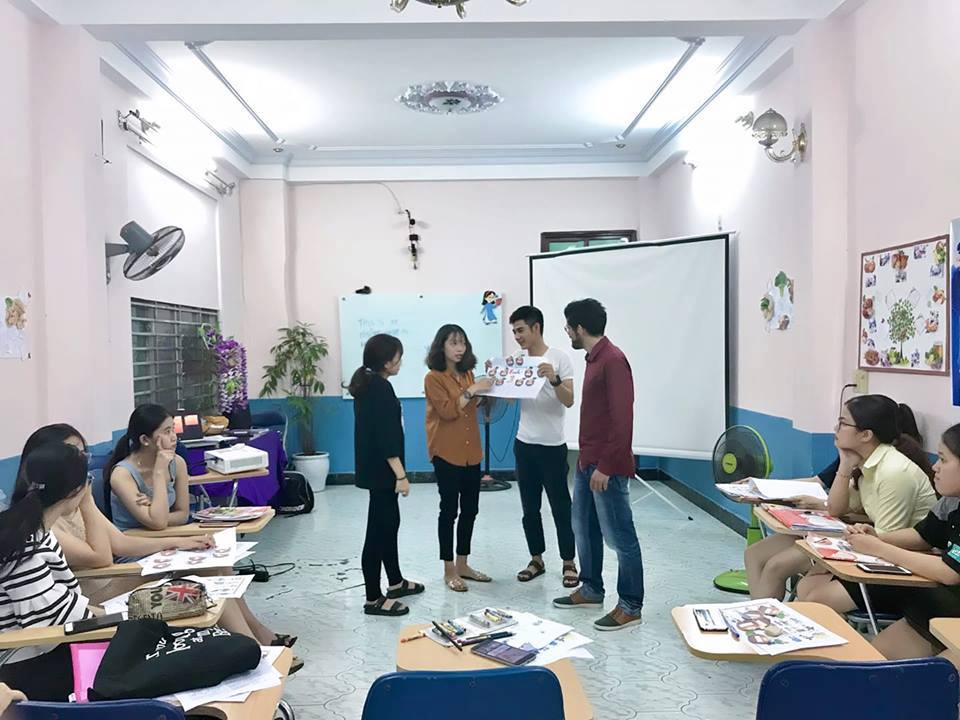 cau lac bo tieng anh soi dong tai isec